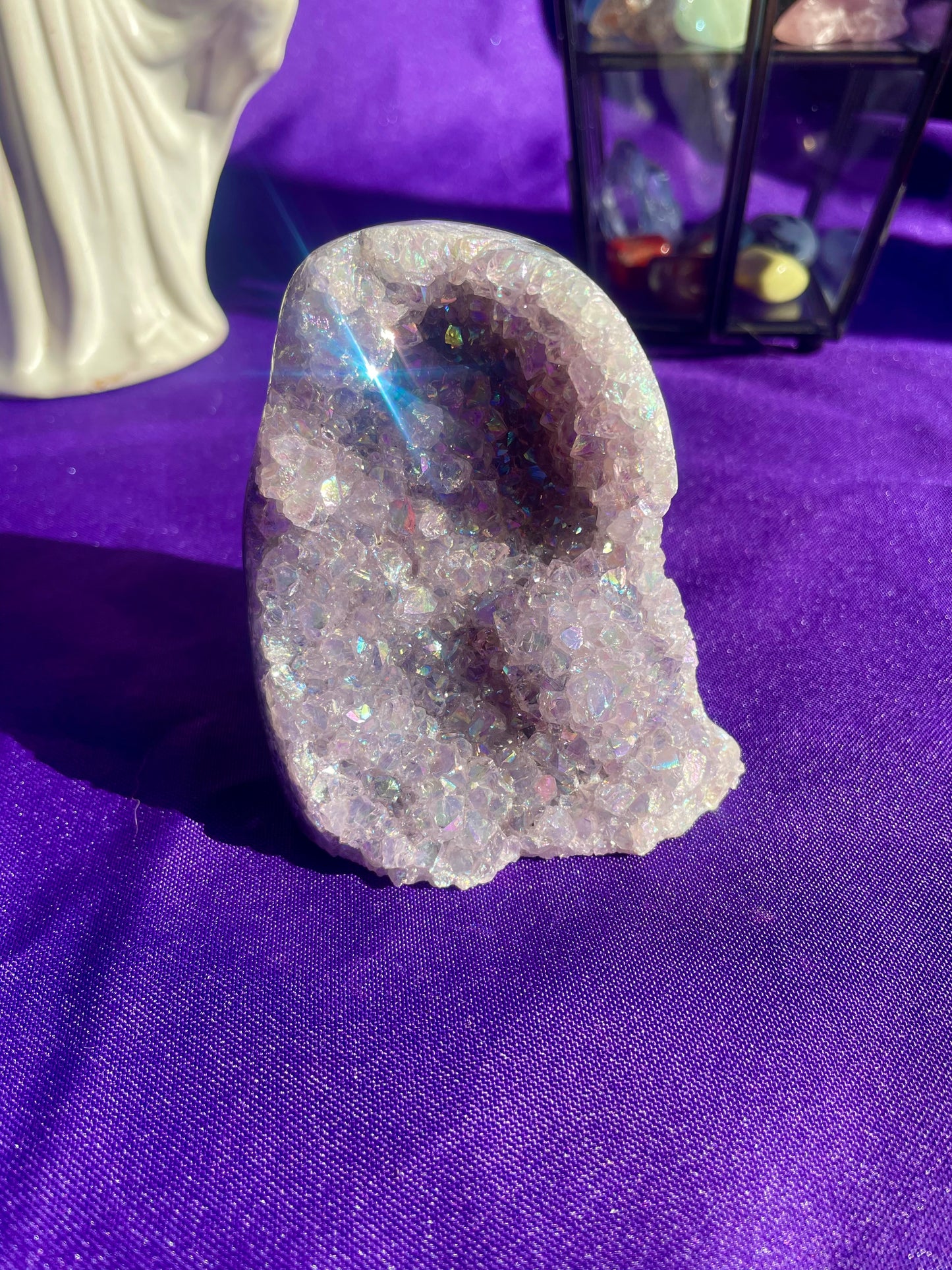 Druzy aura amethyst cut base