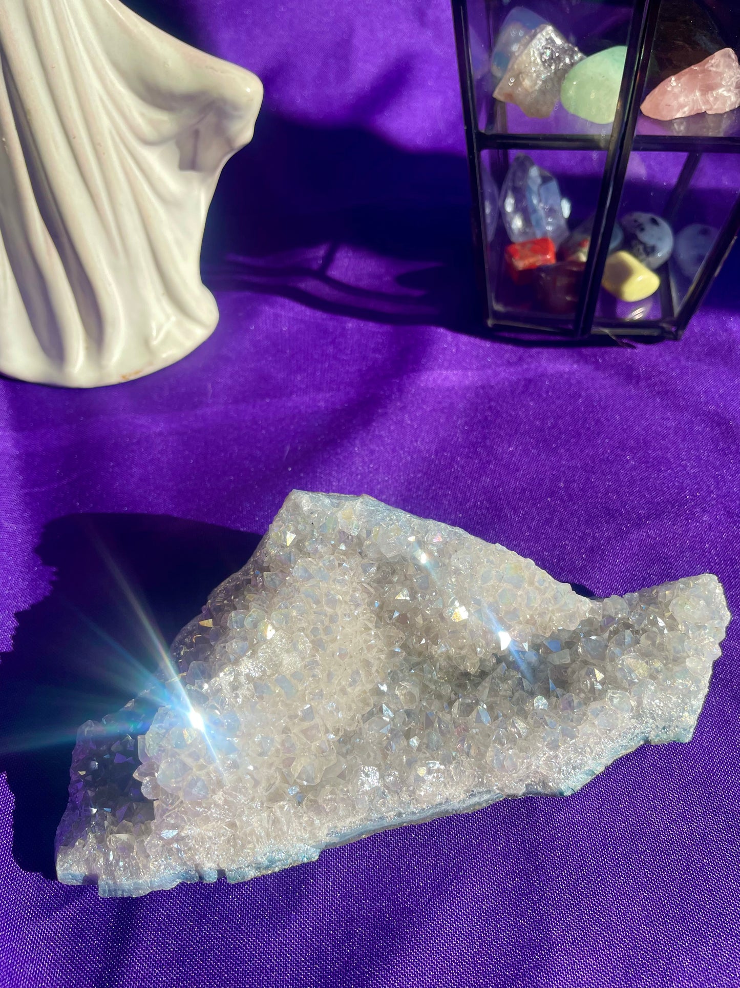 Druzy aura amethyst bed