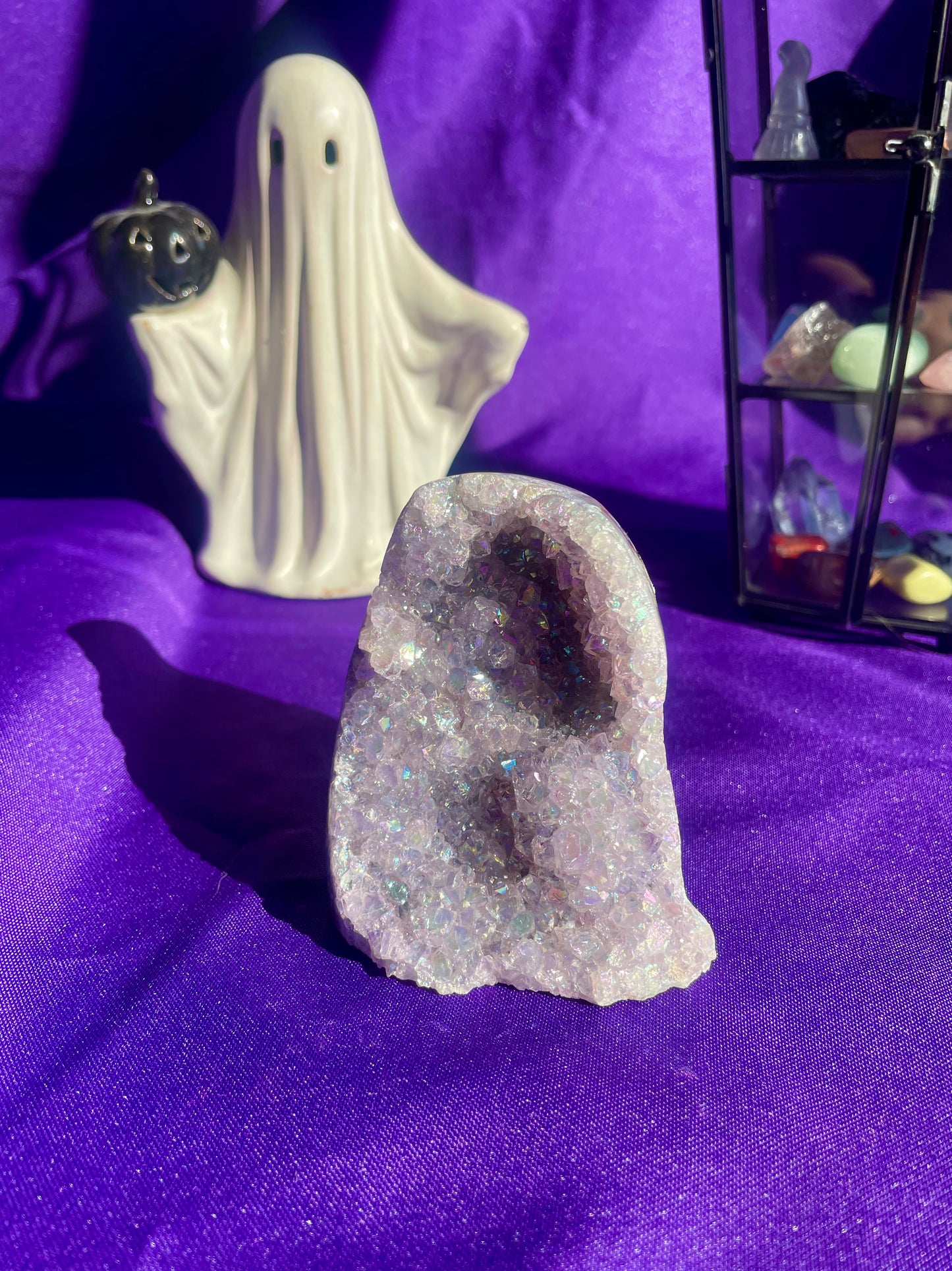 Druzy aura amethyst cut base