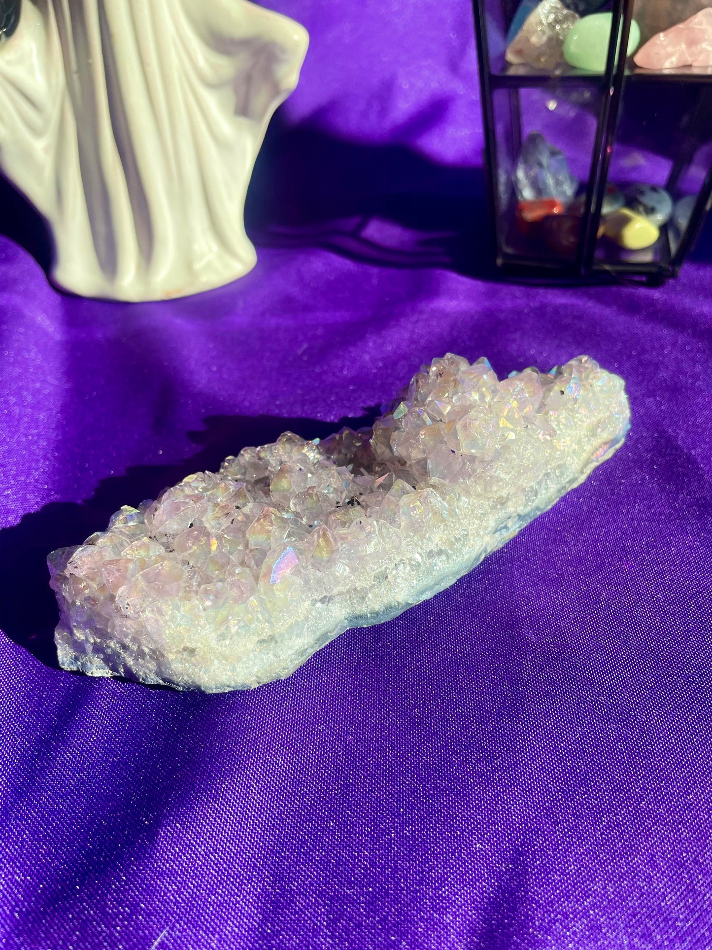 Druzy aura amethyst bed