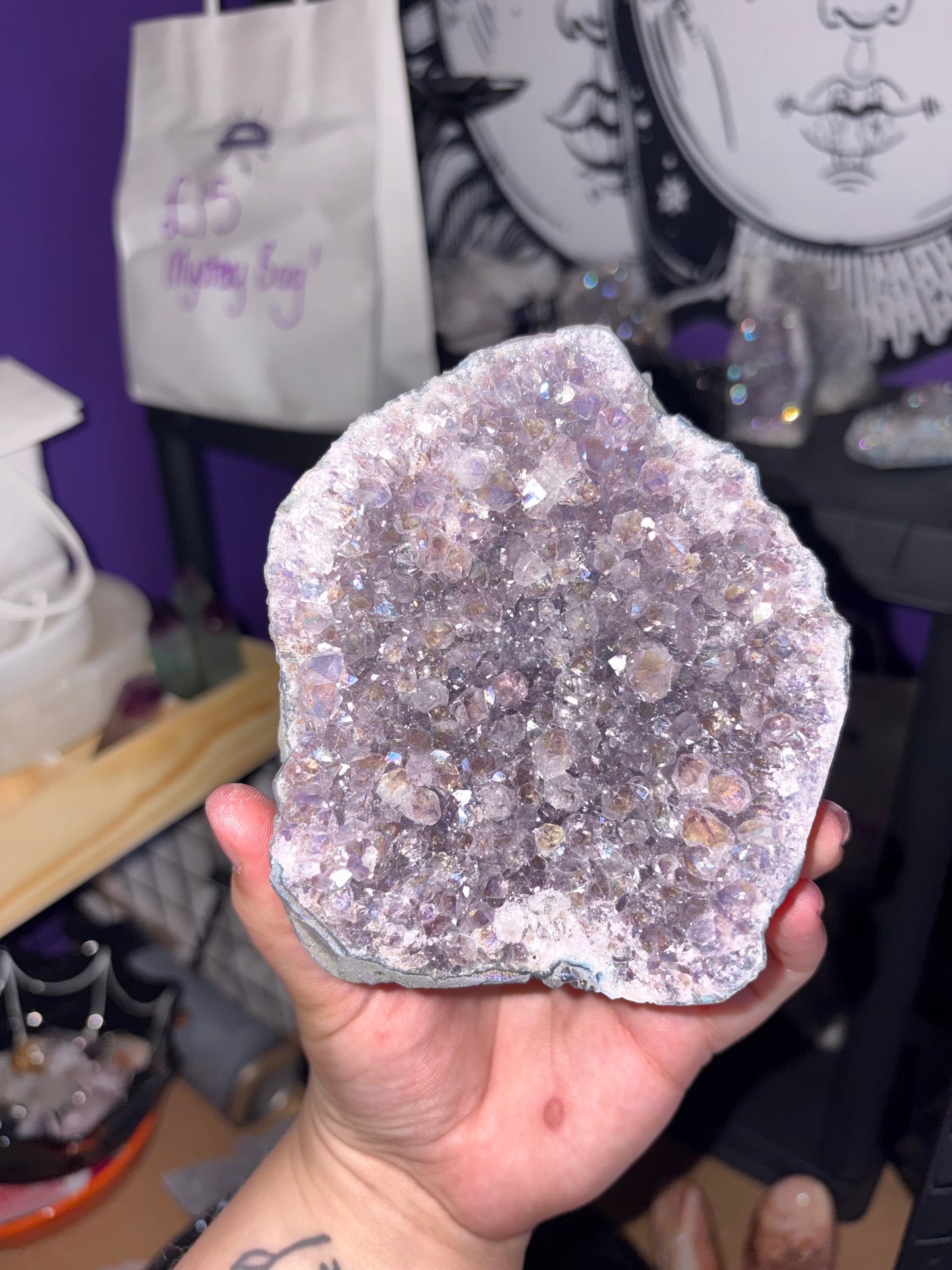 Druzy aura amethyst cut base
