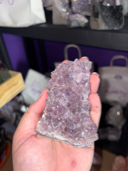 Druzy aura amethyst bed