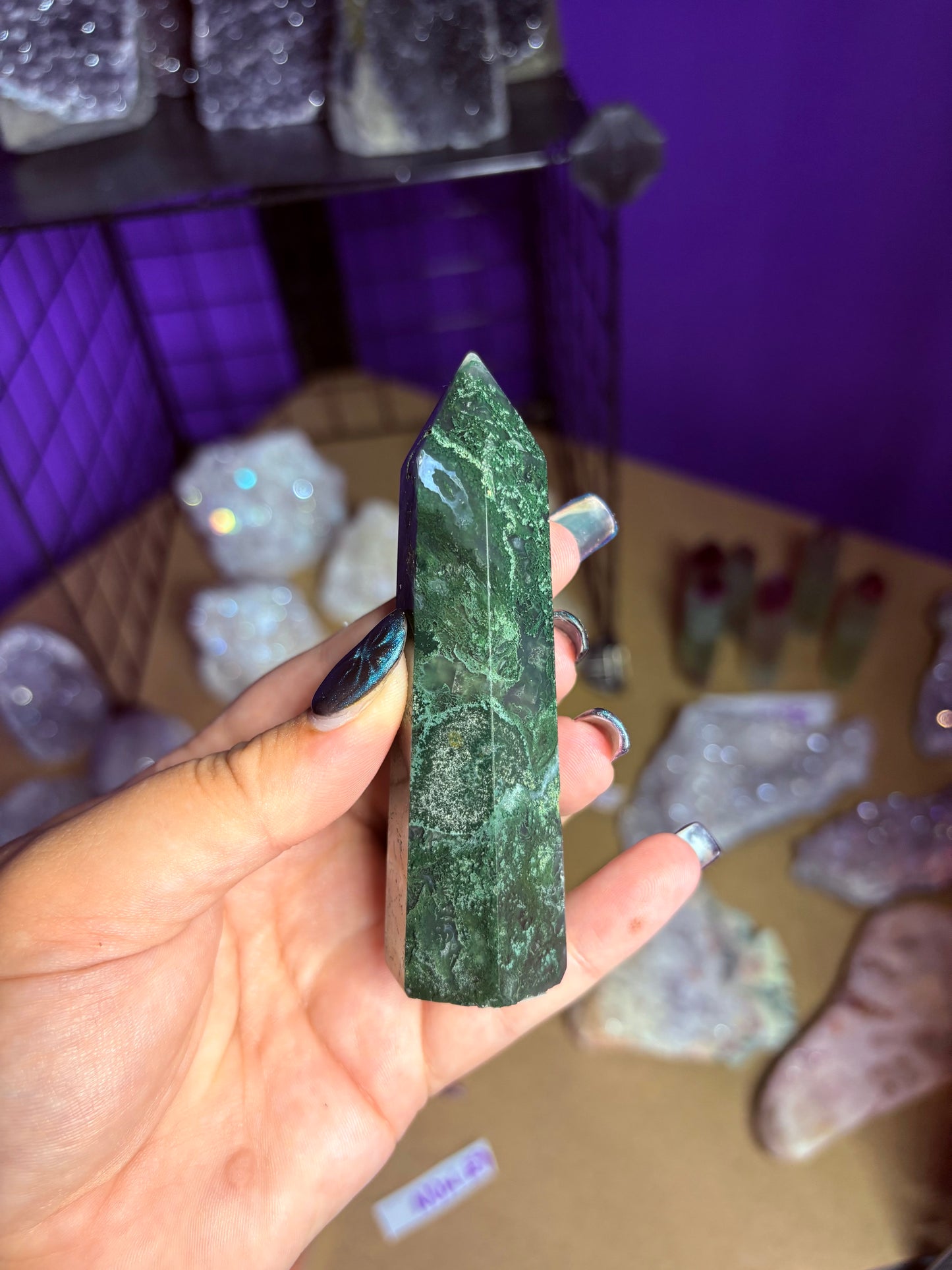 Moss agate point