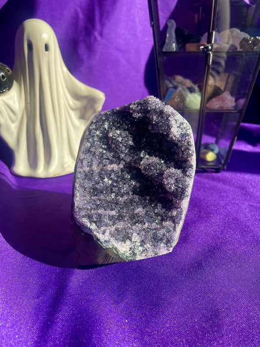 Druzy Amethyst cut base