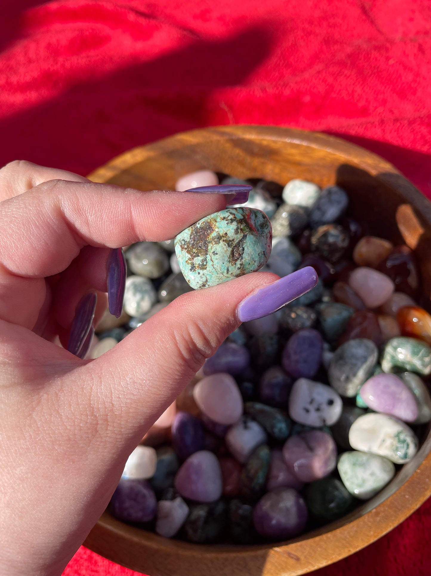 Crystal tumble stones